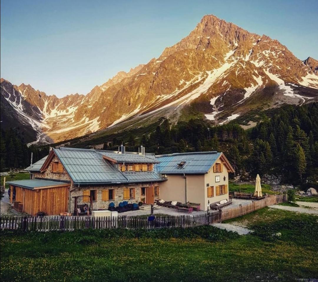 Haus Gfall Kaunertal Exteriér fotografie